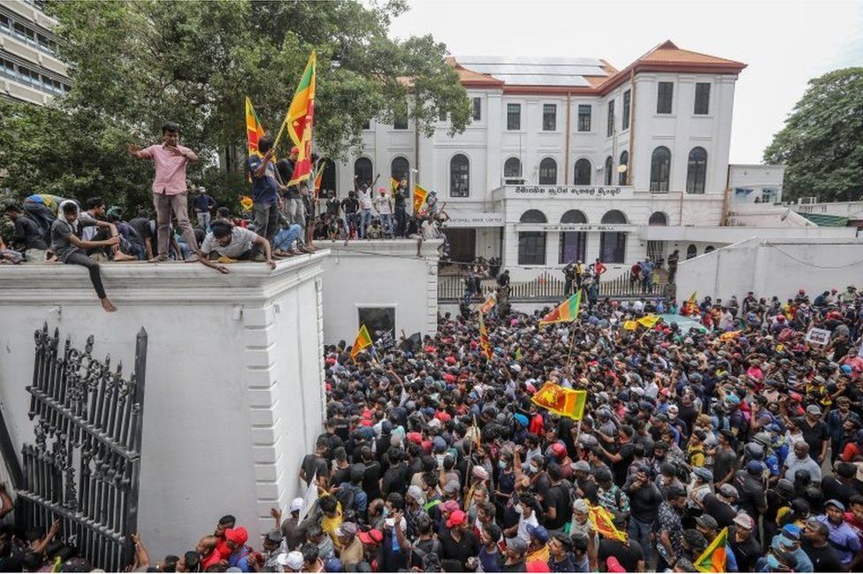 Sri Lanka: Gotabaya Rajapaksa forced out of power